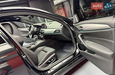 Седан BMW M5 2019 в 