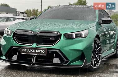 Седан BMW M5 2024 в Києві