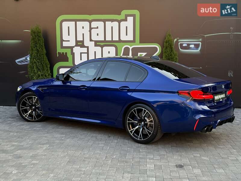 Седан BMW M5 2019 в Киеве