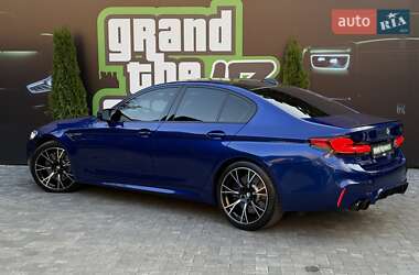 Седан BMW M5 2019 в 