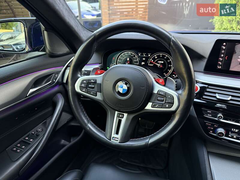 Седан BMW M5 2019 в Киеве
