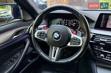 Седан BMW M5 2019 в 