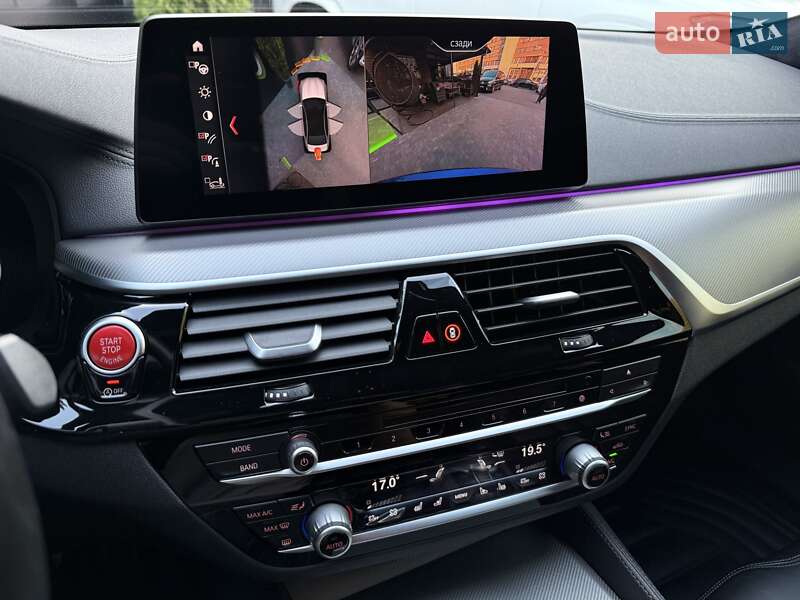 Седан BMW M5 2019 в Киеве