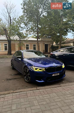 Седан BMW M5 2018 в 