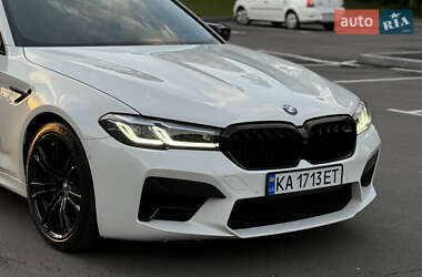 Седан BMW M5 2020 в 