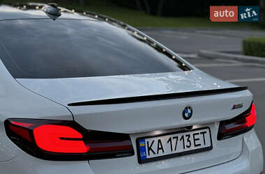 Седан BMW M5 2020 в 