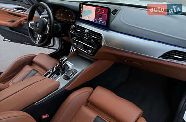 Седан BMW M5 2020 в 