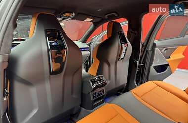 Седан BMW M5 2025 в 