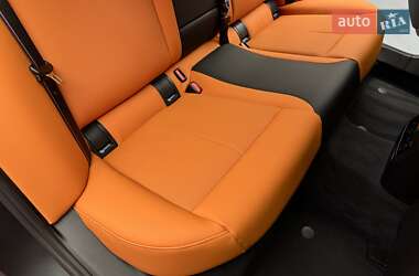 Седан BMW M5 2025 в 