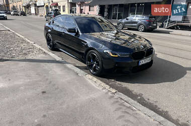 Седан BMW M5 2021 в 