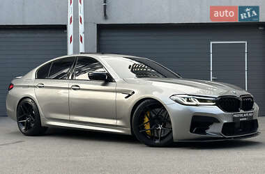 Седан BMW M5 2019 в 