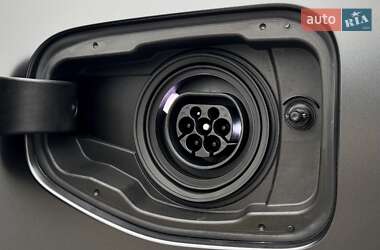Седан BMW M5 2025 в 