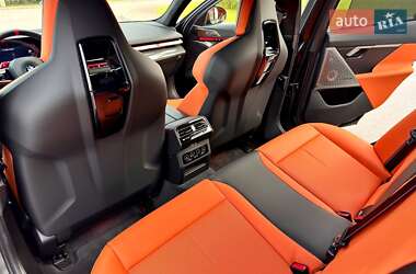 Седан BMW M5 2025 в 