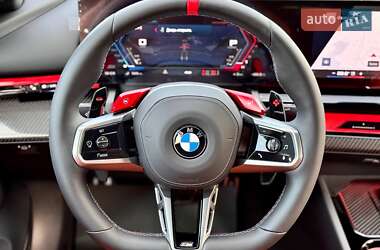 Седан BMW M5 2025 в 