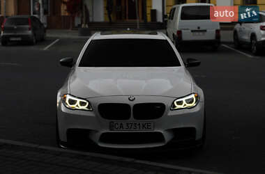 Седан BMW M5 2013 в 