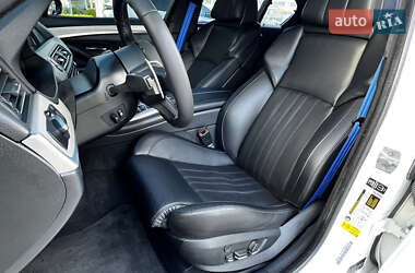 Седан BMW M5 2013 в 