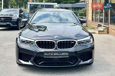 Седан BMW M5 2020 в 