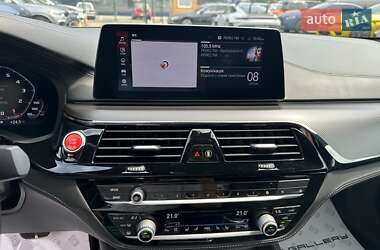 Седан BMW M5 2020 в 