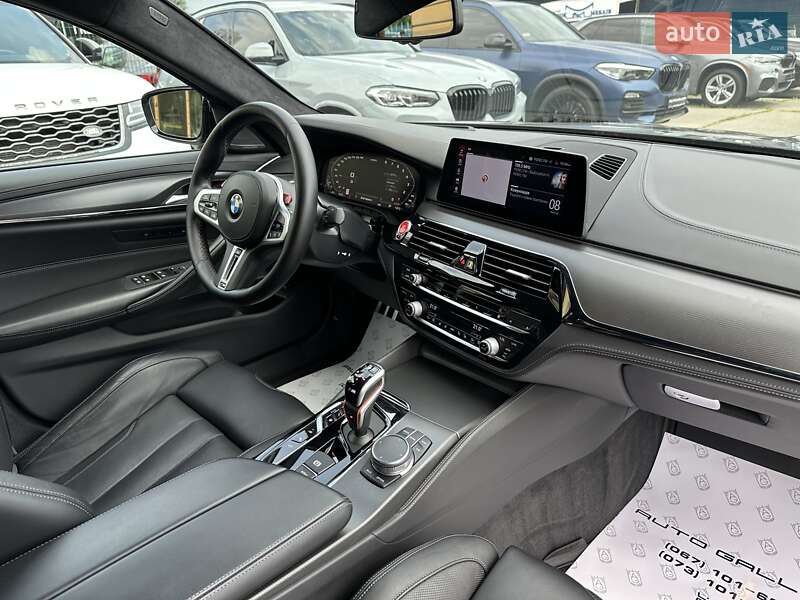 Седан BMW M5 2020 в Киеве