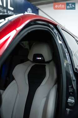 Седан BMW M5 2020 в Киеве