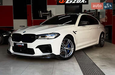 Седан BMW M5 2023 в Одессе