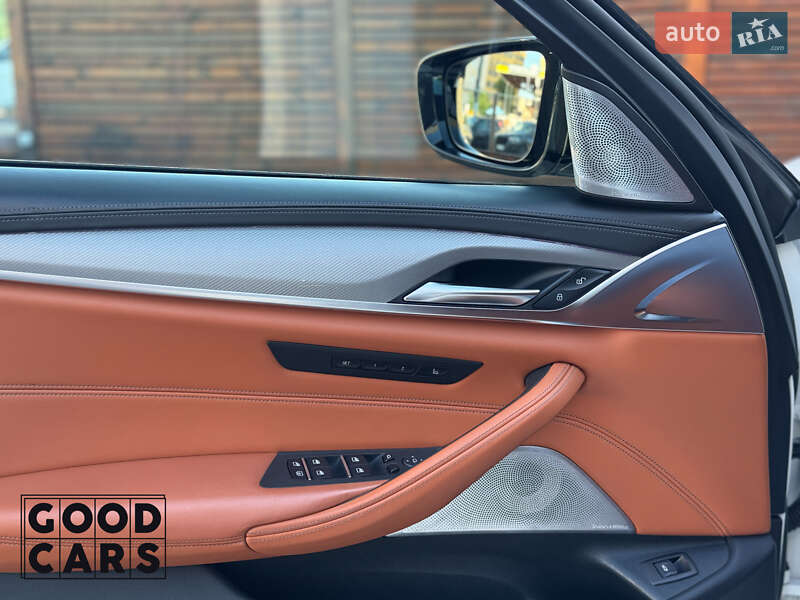 Седан BMW M5 2019 в Одессе