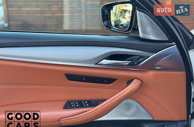 Седан BMW M5 2019 в 