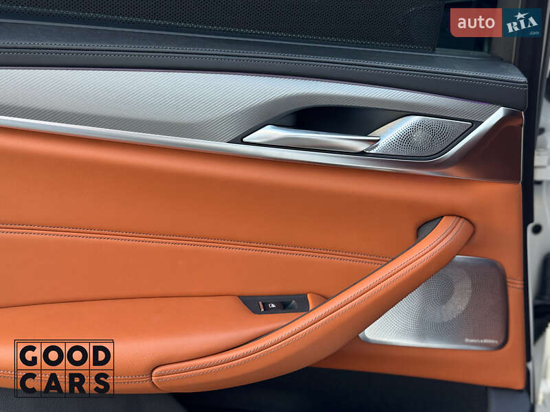 Седан BMW M5 2019 в Одессе