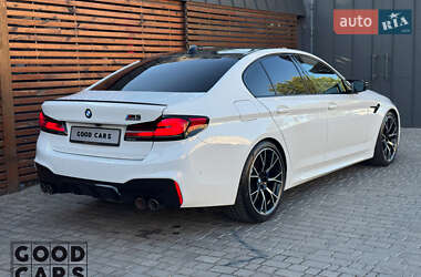 Седан BMW M5 2019 в 