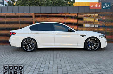 Седан BMW M5 2019 в 
