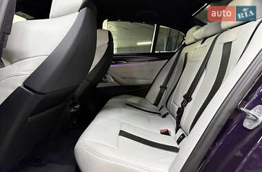 Седан BMW M5 2023 в 