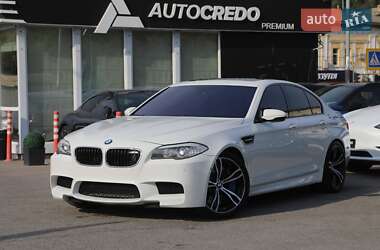 Седан BMW M5 2012 в Харкові