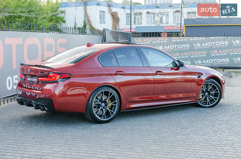 Седан BMW M5 2020 в Киеве