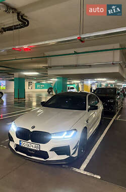Седан BMW M5 2018 в Киеве