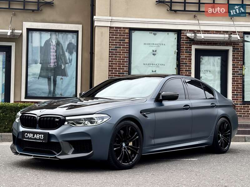 Седан BMW M5 2018 в Киеве