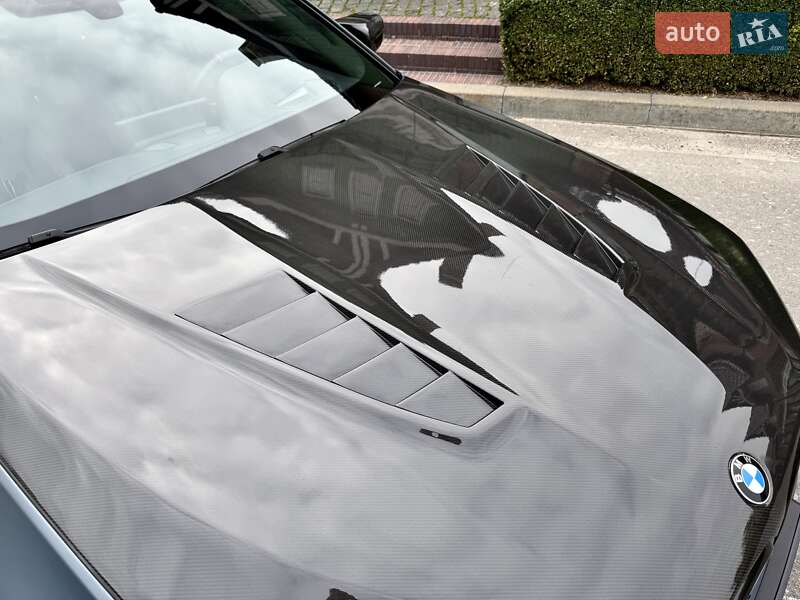 Седан BMW M5 2018 в Киеве
