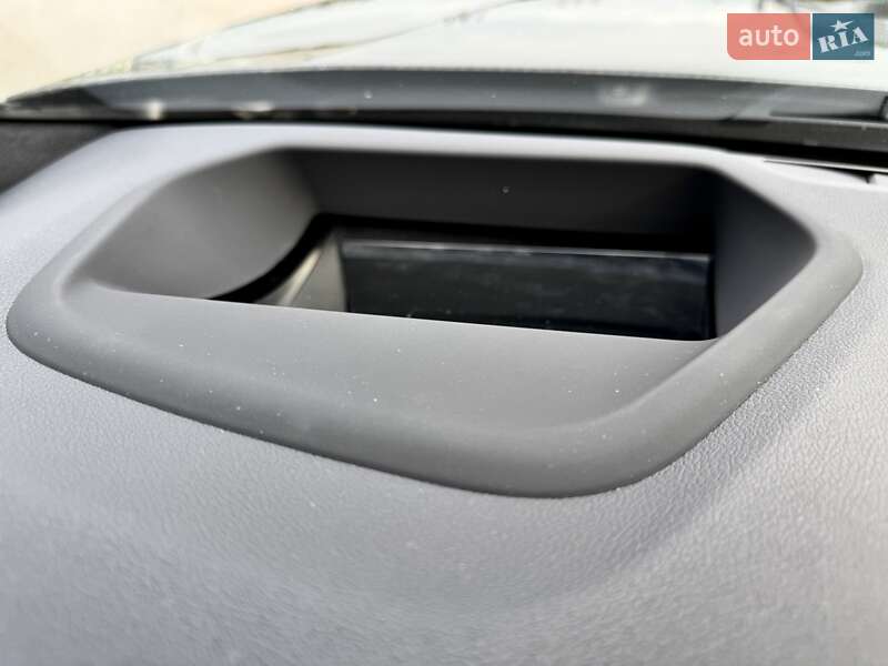 Седан BMW M5 2018 в Киеве