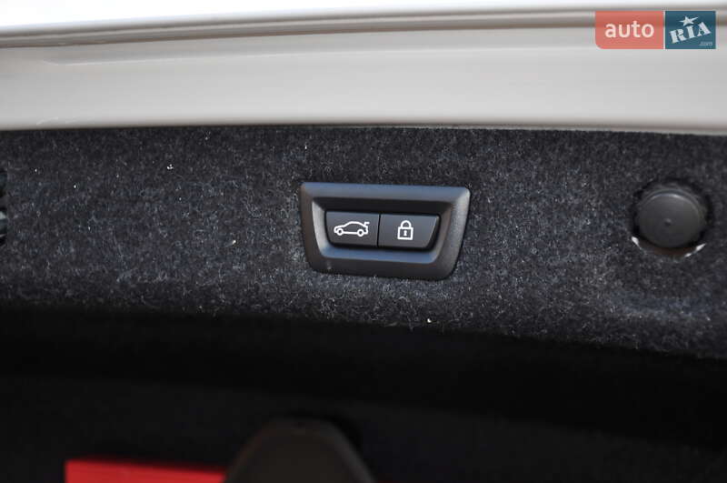 Седан BMW M5 2022 в Одессе