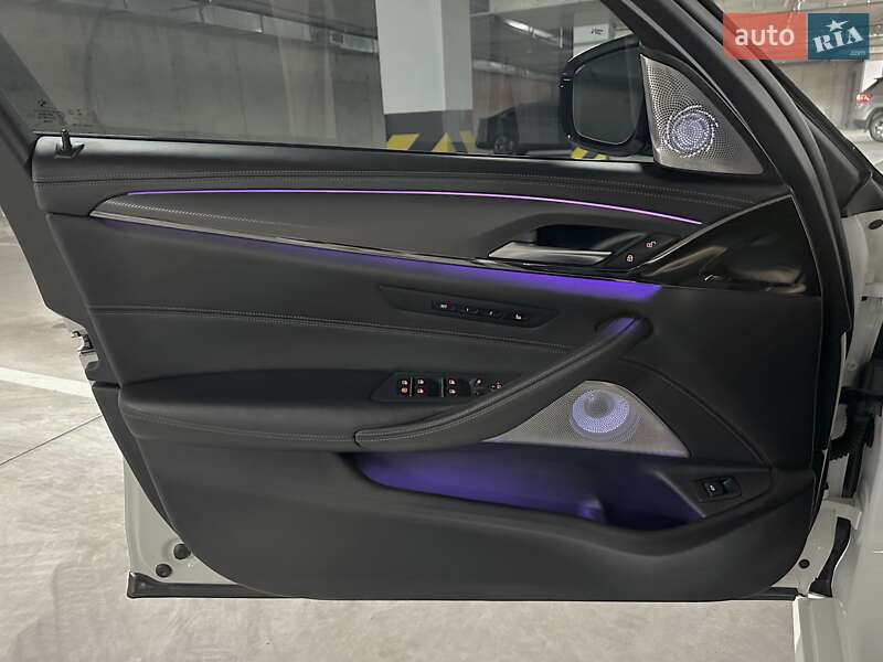 Седан BMW M5 2019 в Днепре фото 27 Седан BMW M5 2019 в Днепре