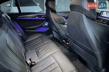 Седан BMW M5 2019 в 
