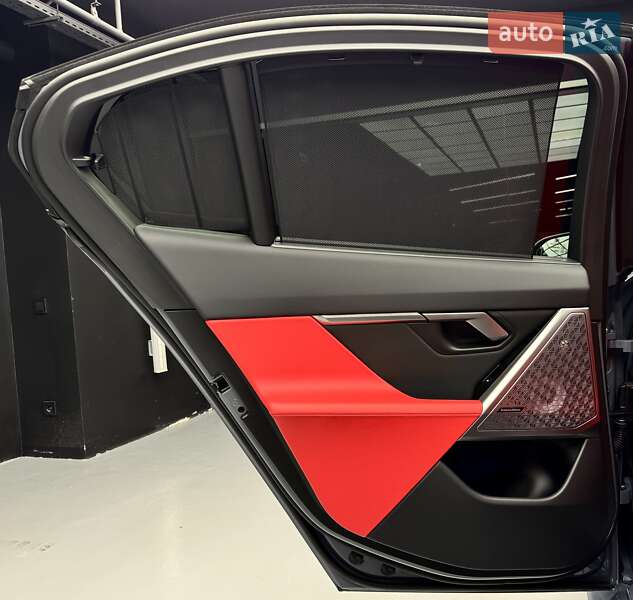 Седан BMW M5 2025 в Киеве фото 37 Седан BMW M5 2025 в Киеве