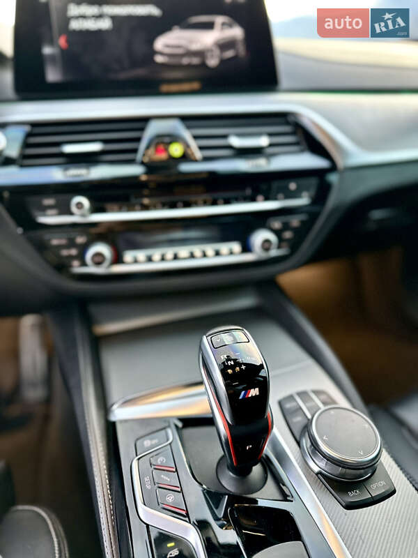 Седан BMW M5 2018 в Киеве фото 7 Седан BMW M5 2018 в Киеве