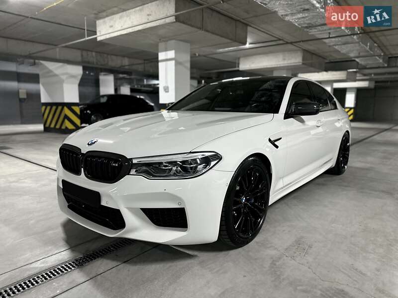 Седан BMW M5 2019 в Днепре