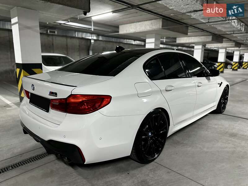 Седан BMW M5 2019 в Днепре