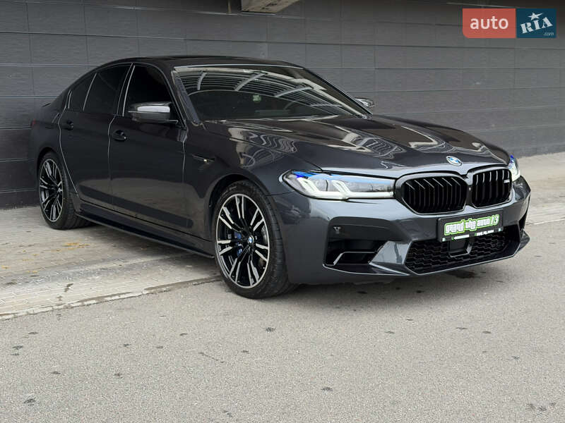 Седан BMW M5 2019 в Киеве фото 5 Седан BMW M5 2019 в Киеве
