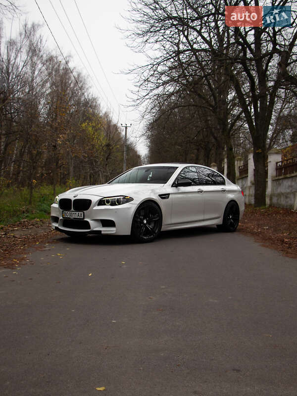 BMW M5 2012 BMW M5 2012