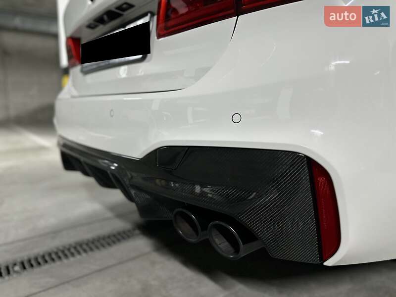 Седан BMW M5 2019 в Днепре