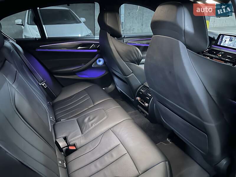 Седан BMW M5 2019 в Днепре