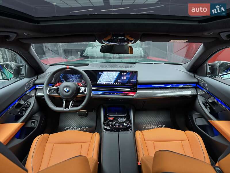 Универсал BMW M5 2025 в Киеве