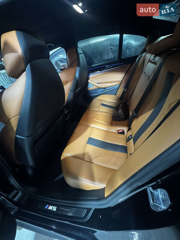 Седан BMW M5 2019 в Киеве